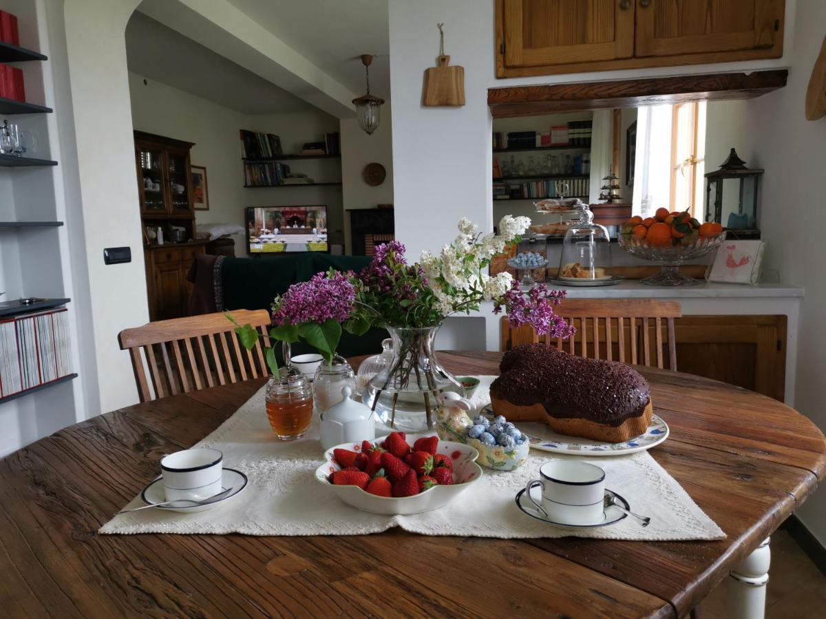 Elsa House Bed & Breakfast Mezzanego Exterior photo